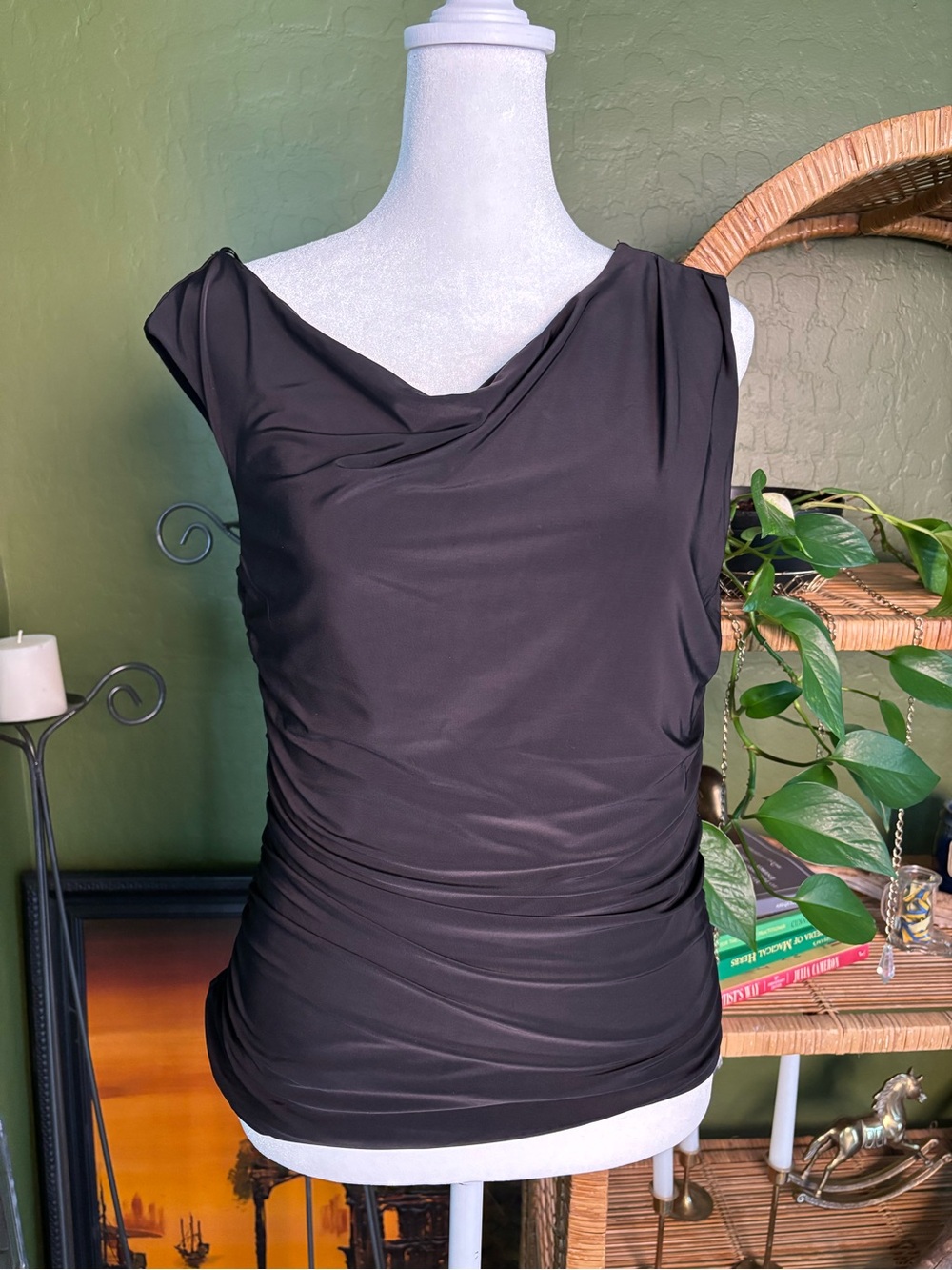 Moa Moa Black Asymmetrical Stretch Off Shoulder Women’s Tank Top